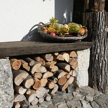 Semesterbostad Baita Tana Da L'ors Forgaria nel Friuli