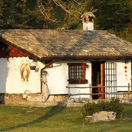 度假居 拜塔塔纳洛尔度假屋 Forgaria nel Friuli