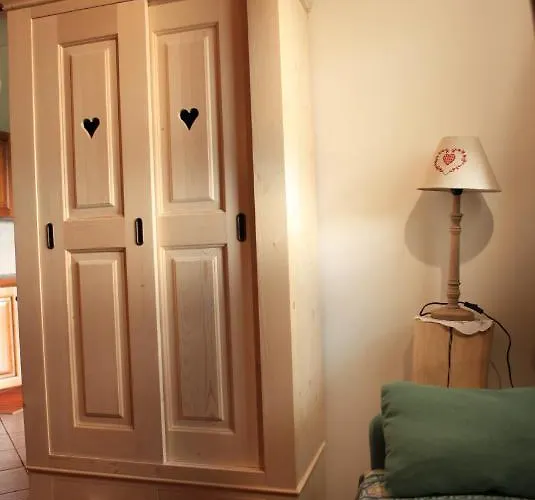 Tana Da L'ors Nyaraló *